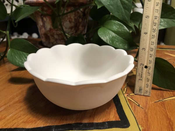 Scalloped Bowl 6"
