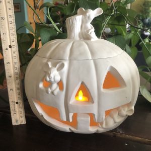 Large Jack O' Lantern w/Mice