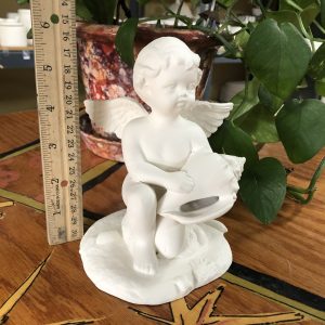 Cherub w/ Shell